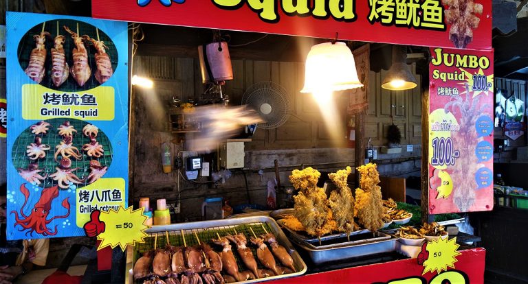 du lịch pattaya tự túc: ăn gì ở đâu? khu phố ẩm thực south pattaya