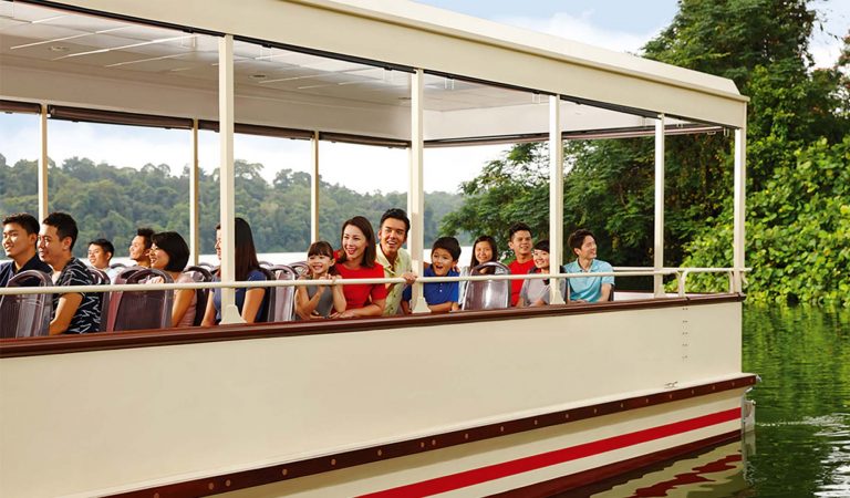 trai-nghiem-di-thuyen-tai-river-safari